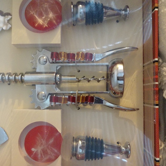 9 piece Wine set - Picture 4 of 7